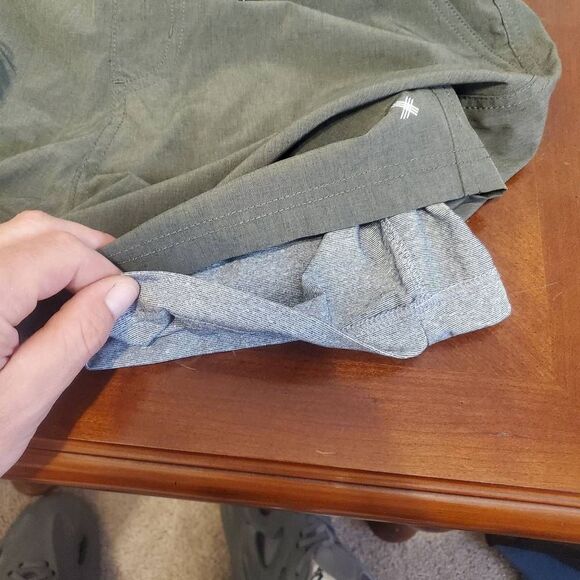 Kenneth Cole Hybrid Shorts - Picture 8 of 9